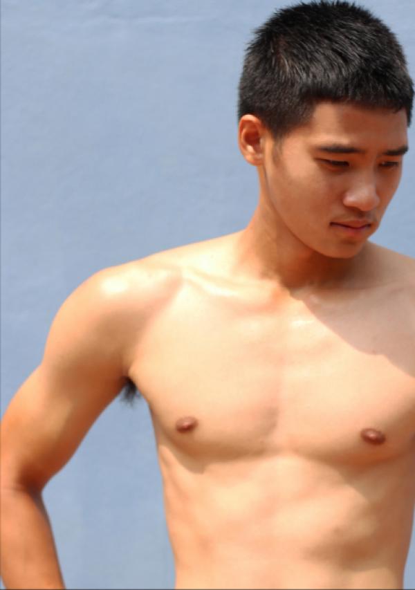 Alexis-Men-2
